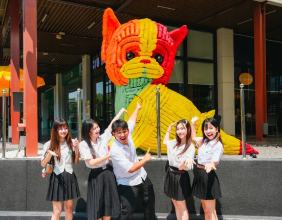The Nine Center Rama 9 Transforms Waste into Art for World Recycling Day