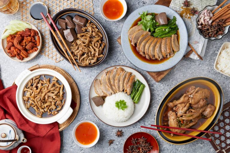 ร้านข้าวต้มในกรุงเทพฯ: รวมที่เด็ดความอร่อยยามดึกที่ต้องลอง