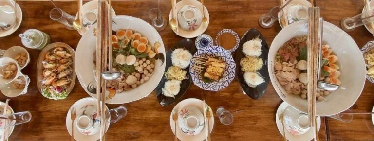 ก๋วยเตี๋ยวเรืออยุธยา: ตำนานอาหารไทยริมสายน้ำ