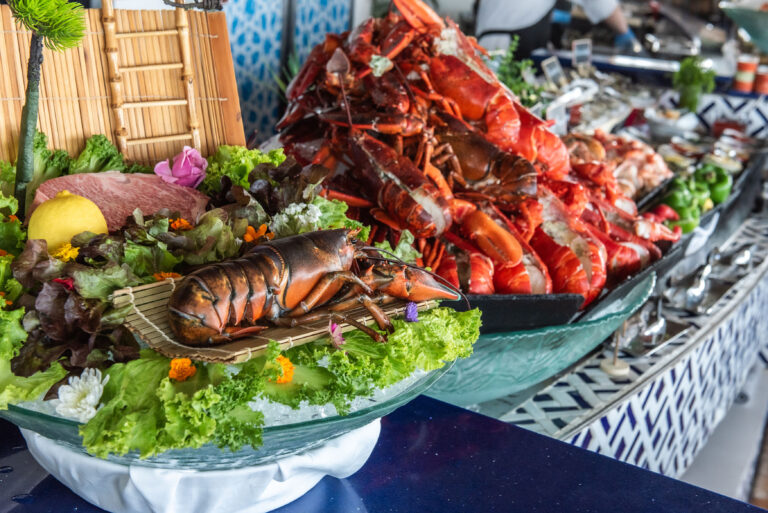 Champagne Brunch ที่ UNO MAS โรงแรมเซ็นทาราแกรนด์ฯ เซ็นทรัลเวิลด์: แค่อาทิตย์เดียวในแต่ละเดือนที่คุณต้องไม่พลาด